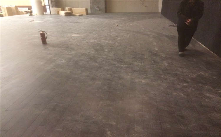 歐氏俄勒岡松體育館實木地板造價是的多少？