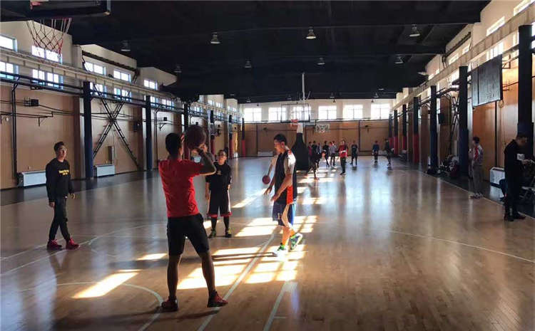 歐氏實(shí)木運(yùn)動(dòng)地板20厚報(bào)價(jià)