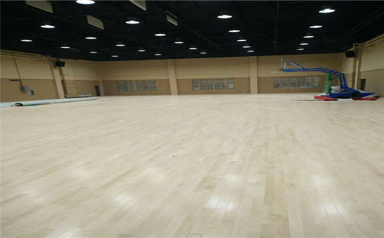 歐氏拼接板舞臺運動木地板怎么翻新？