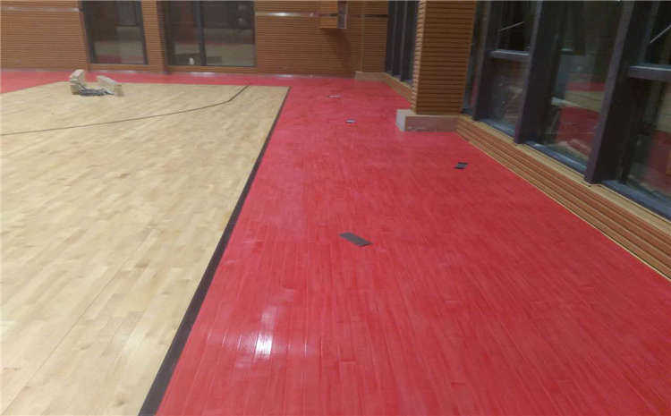 籃球場(chǎng)館地面安裝方式是什么？