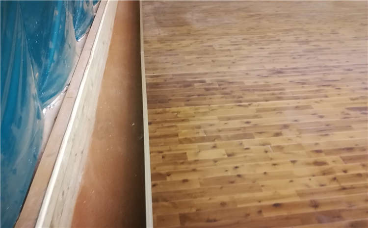 歐氏橡膠木造價(jià)是的多少？體育運(yùn)動(dòng)地板