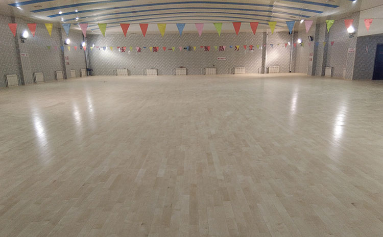 歐氏24mm厚籃球館木地板造價(jià)