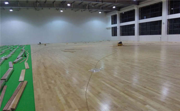 互聯(lián)網(wǎng)能為運動木地板產(chǎn)業(yè)帶來什么