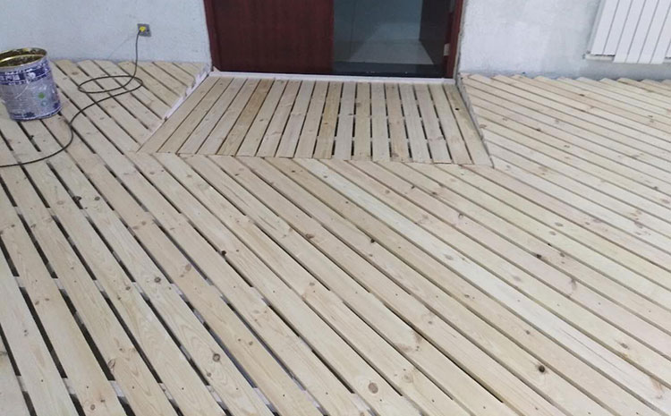 運(yùn)動(dòng)木地板翻新有什么優(yōu)勢(shì)？