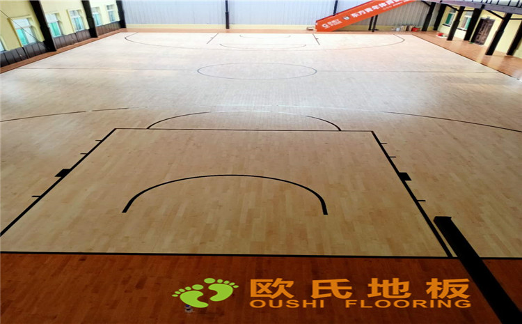 山西太原市小店區(qū)寇莊北街5-1號(hào)籃球館木地板案例—?dú)W氏運(yùn)動(dòng)木地板廠家