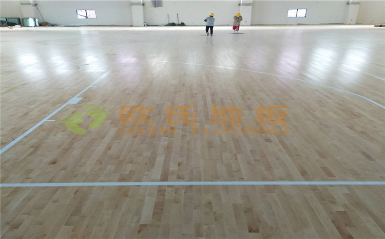 冮蘇宿遷項里學(xué)校籃球館木地板案例—歐氏運動木地板廠家