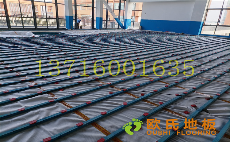 江蘇宿遷富民路學(xué)校體育館木地板案例-歐氏運動木地板廠家